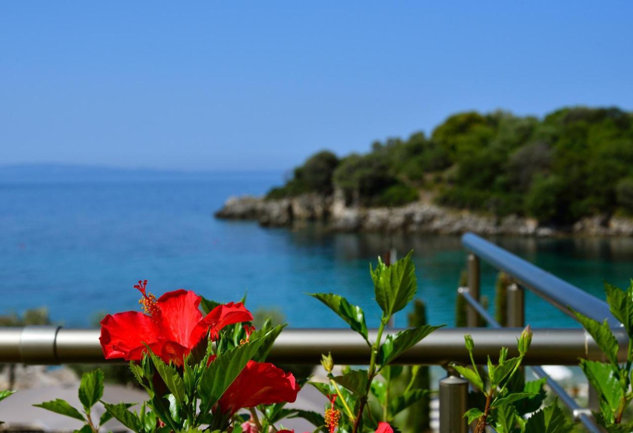 Prima Vista Beachfront Boutique Hotel Sivota  Bagian luar foto